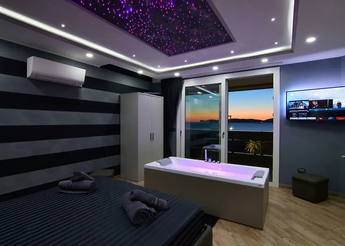 Starry Sky Charming House 4*